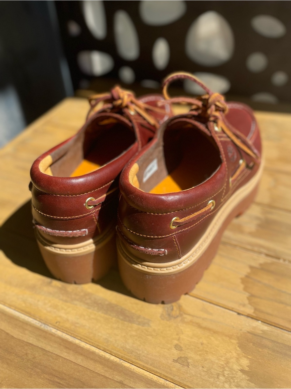 LIKE NEW! Timberland Women’s Brown Leather Lug-Soled Boat Shoes - Picture 2 of 6